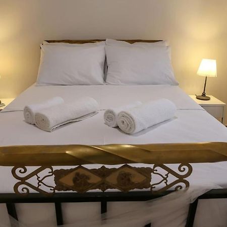 Templar Guesthouse Фамагуста Екстериор снимка