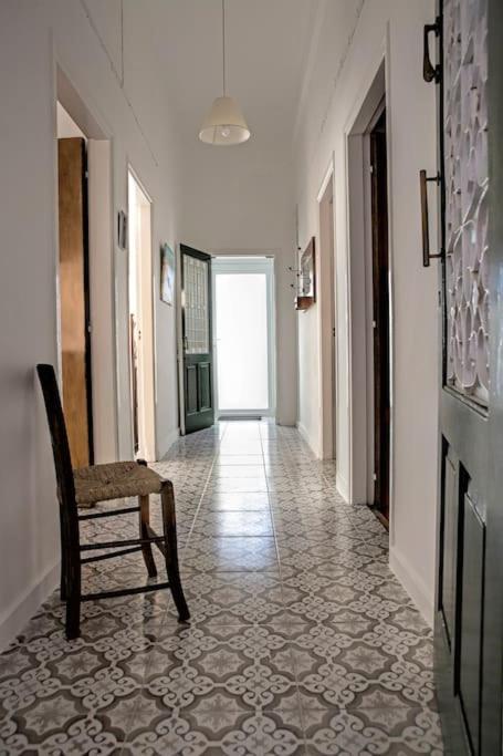 Templar Guesthouse Фамагуста Екстериор снимка