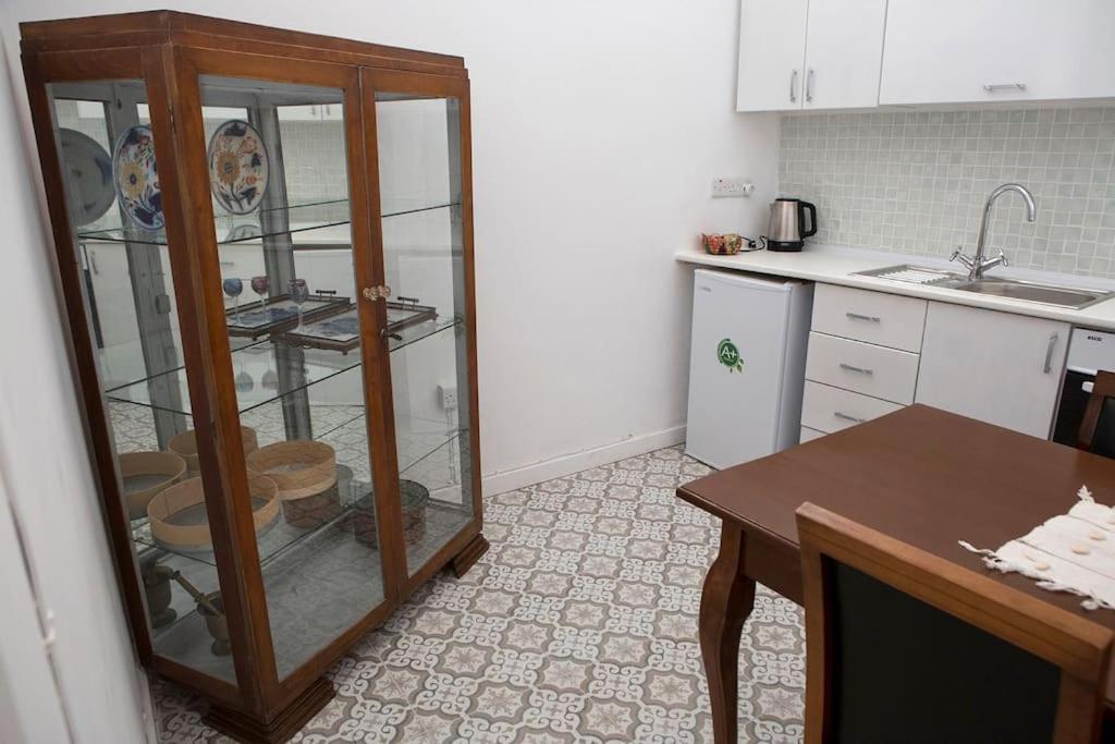 Templar Guesthouse Фамагуста Екстериор снимка